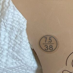 Chinese Laundry Cream Textured Shoe